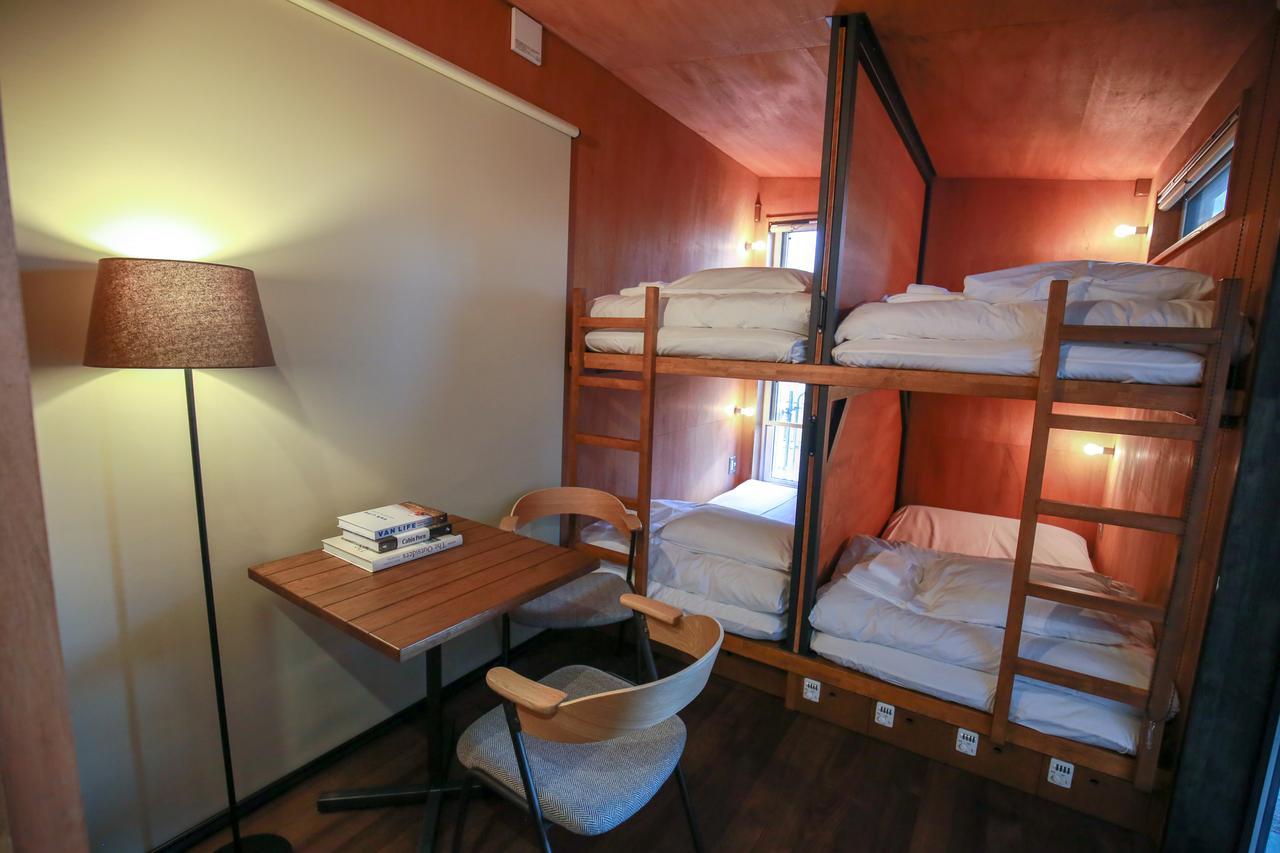 Tinys Yokohama Hinodecho Hostel Kültér fotó